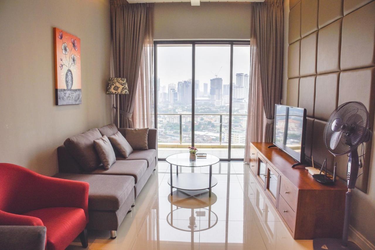 807m² 1 slaapkamer, 2 privé badkamer Appartement in KLCC Kuala Lumpur Buitenkant foto